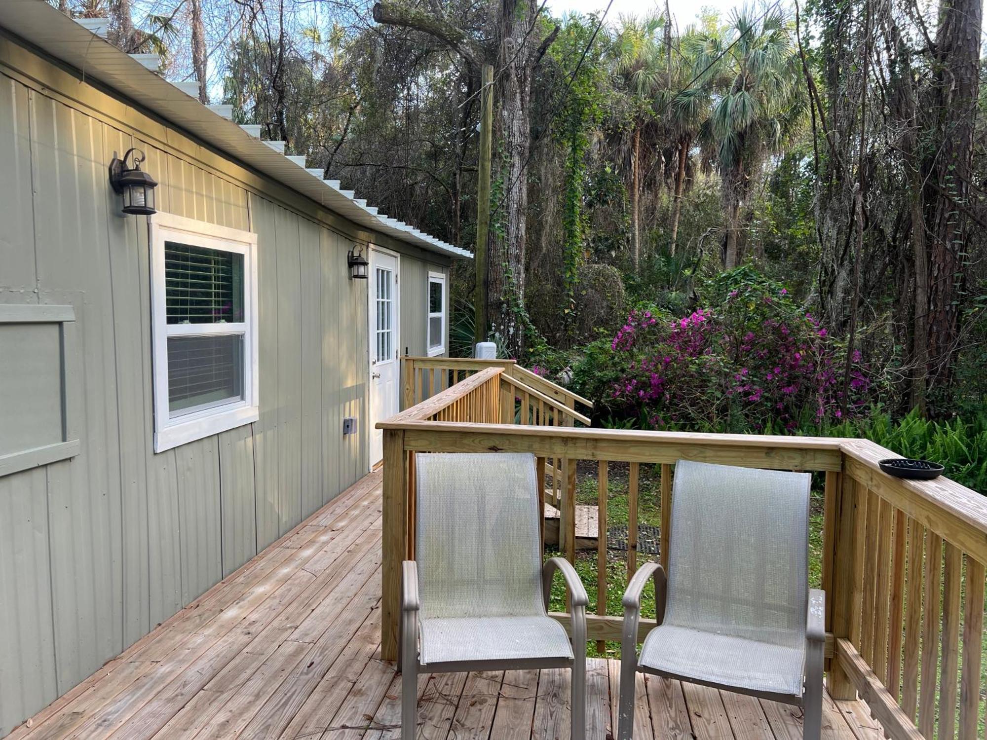 Nature Coast Inn & Cottages Inglis Exterior foto