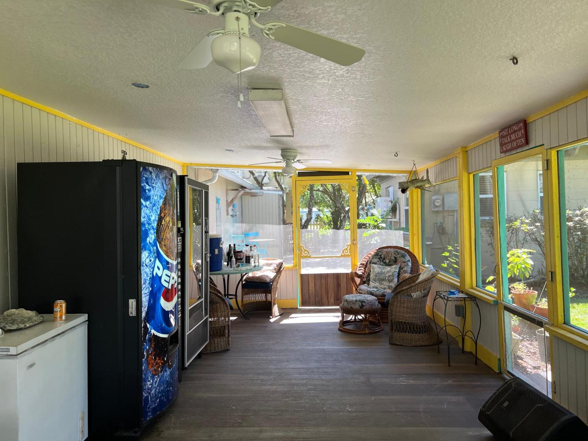Nature Coast Inn & Cottages Inglis Exterior foto